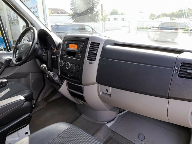 MERCEDES-BENZ Sprinter 316CDI DOKA,Allrad,AHK,Standhzg.... - Furgoneta con lona, Furgoneta combi: foto 3 MERCEDES-BENZ Sprinter 316CDI DOKA,Allrad,AHK,Standhzg.... - Furgoneta con lona, Furgoneta combi: foto 3