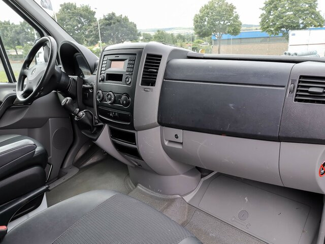 MERCEDES-BENZ Sprinter 316CDI DOKA,Allrad,Klima - Furgoneta con lona, Furgoneta combi: foto 3 MERCEDES-BENZ Sprinter 316CDI DOKA,Allrad,Klima - Furgoneta con lona, Furgoneta combi: foto 3