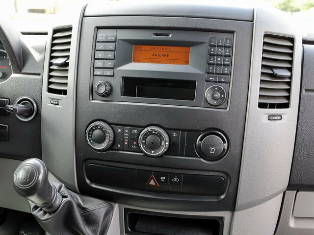 MERCEDES-BENZ Sprinter 316CDI DOKA,Allrad,Klima,Standhzg.... - Furgoneta caja abierta, Furgoneta combi: foto 5 MERCEDES-BENZ Sprinter 316CDI DOKA,Allrad,Klima,Standhzg.... - Furgoneta caja abierta, Furgoneta combi: foto 5