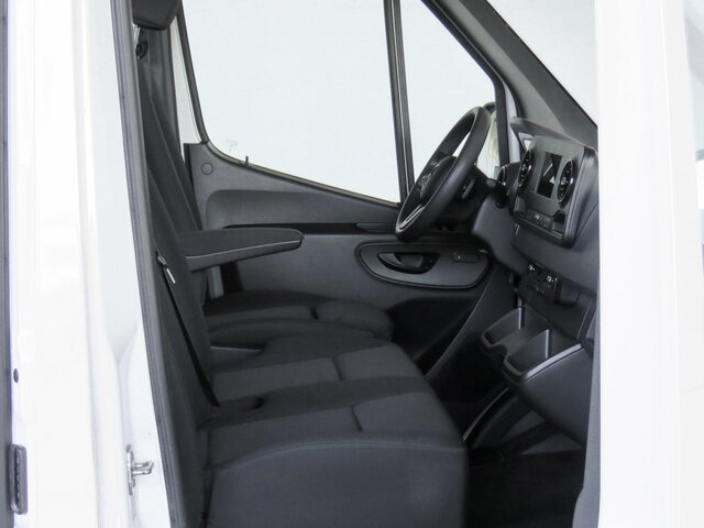 MERCEDES-BENZ Sprinter 317 CDI,3665mm,Automatik,Kamera - Furgón: foto 2 MERCEDES-BENZ Sprinter 317 CDI,3665mm,Automatik,Kamera - Furgón: foto 2