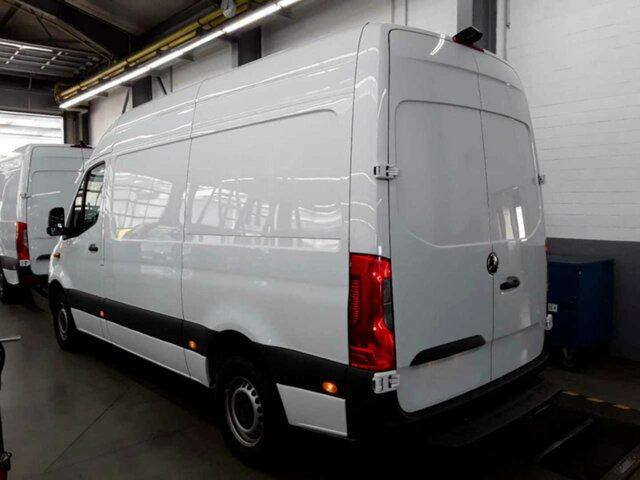 Furgón MERCEDES-BENZ Sprinter 317 CDI Kasten,L2H2,MBUX,Kamera...: foto 15