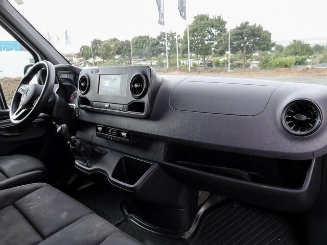 MERCEDES-BENZ Sprinter 317 CDI Kasten,L2H2,MBUX,Kamera... - Furgón: foto 4 MERCEDES-BENZ Sprinter 317 CDI Kasten,L2H2,MBUX,Kamera... - Furgón: foto 4