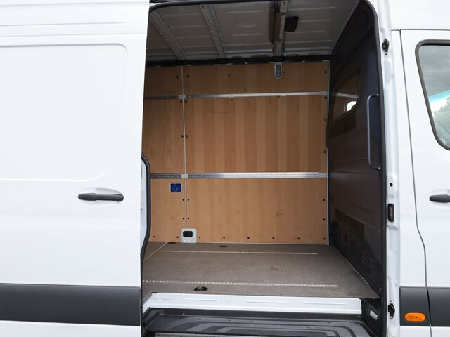 MERCEDES-BENZ Sprinter 317 Maxi,9GTronic,MBUX,Kamera... - Furgón: foto 2 MERCEDES-BENZ Sprinter 317 Maxi,9GTronic,MBUX,Kamera... - Furgón: foto 2