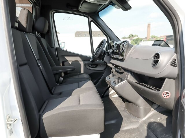 MERCEDES-BENZ Sprinter 317 Maxi,9GTronic,MBUX,Kamera... - Furgón: foto 3 MERCEDES-BENZ Sprinter 317 Maxi,9GTronic,MBUX,Kamera... - Furgón: foto 3