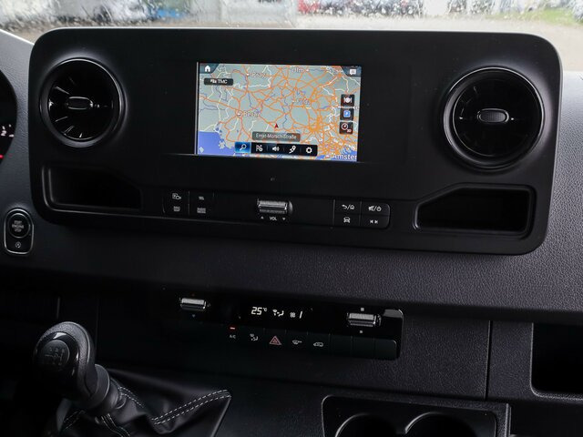 Furgoneta caja cerrada MERCEDES-BENZ Sprinter317CDI Maxi Koffer,LBW,Klima,Kamera...: foto 6 Furgoneta caja cerrada MERCEDES-BENZ Sprinter317CDI Maxi Koffer,LBW,Klima,Kamera...: foto 6