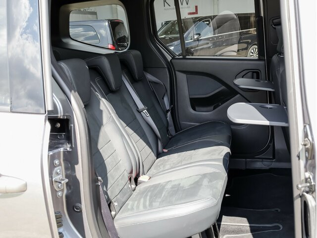 MERCEDES-BENZ T 180 d,Progressive,LED.AHK,MBUX,Navi,Kamera... - Furgoneta de pasajeros: foto 2 MERCEDES-BENZ T 180 d,Progressive,LED.AHK,MBUX,Navi,Kamera... - Furgoneta de pasajeros: foto 2