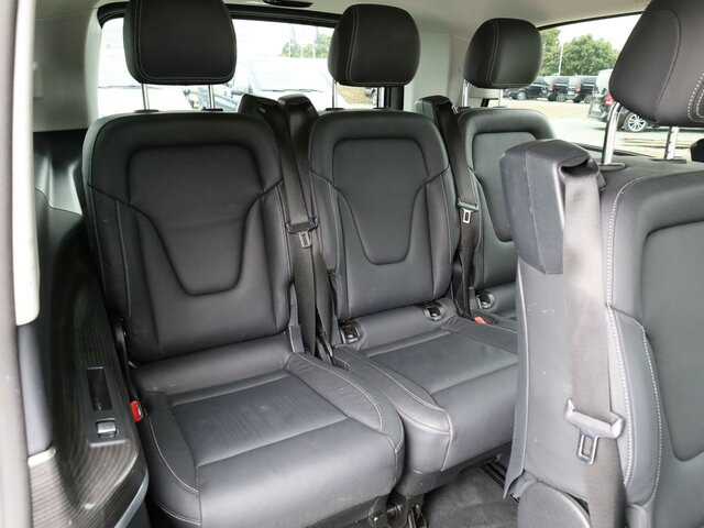 MERCEDES-BENZ V 300 Avantgarde,Extralang,2xSchiebetür el.,AHK... - Furgoneta de pasajeros: foto 4 MERCEDES-BENZ V 300 Avantgarde,Extralang,2xSchiebetür el.,AHK... - Furgoneta de pasajeros: foto 4