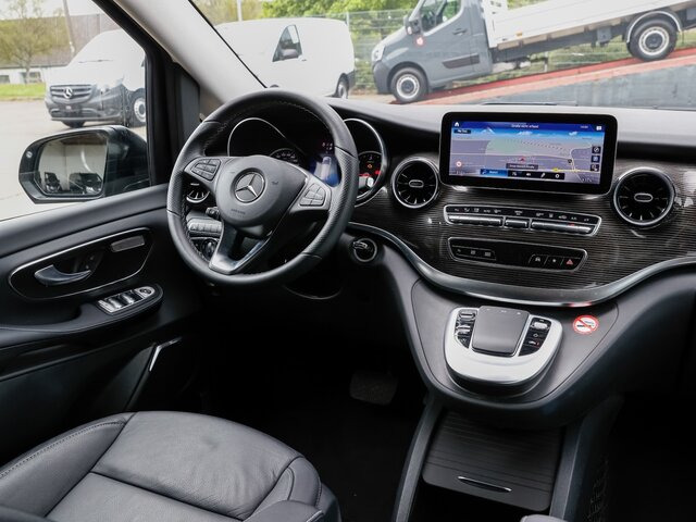 MERCEDES-BENZ V 300 Avantgarde,Extralang,2xSchiebetür el.,AHK... - Furgoneta de pasajeros: foto 4 MERCEDES-BENZ V 300 Avantgarde,Extralang,2xSchiebetür el.,AHK... - Furgoneta de pasajeros: foto 4
