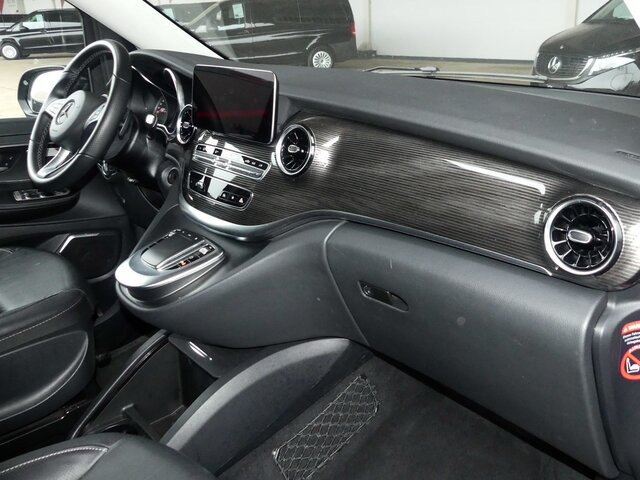 MERCEDES-BENZ V 300 Avantgarde,Extralang,2xSchiebetür el.,AHK... - Furgoneta de pasajeros: foto 2 MERCEDES-BENZ V 300 Avantgarde,Extralang,2xSchiebetür el.,AHK... - Furgoneta de pasajeros: foto 2