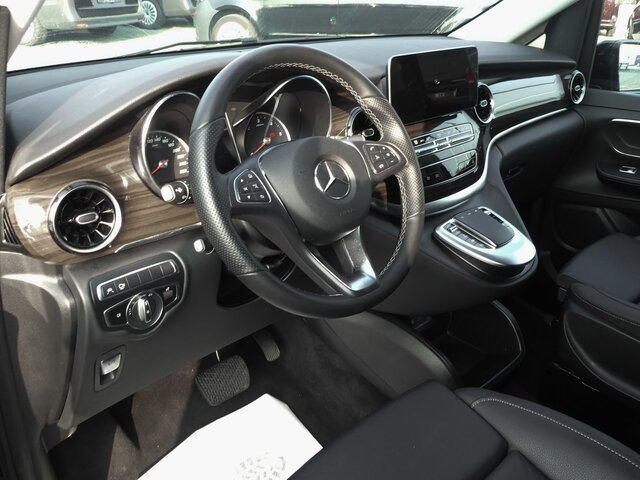 MERCEDES-BENZ V 300 Avantgarde Extralang,2xSchiebetür elektr.... - Furgoneta de pasajeros: foto 4 MERCEDES-BENZ V 300 Avantgarde Extralang,2xSchiebetür elektr.... - Furgoneta de pasajeros: foto 4