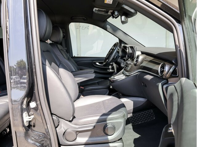 MERCEDES-BENZ V 300 Avantgarde Extralang,2xSchiebetür elektr.... - Furgoneta de pasajeros: foto 5 MERCEDES-BENZ V 300 Avantgarde Extralang,2xSchiebetür elektr.... - Furgoneta de pasajeros: foto 5