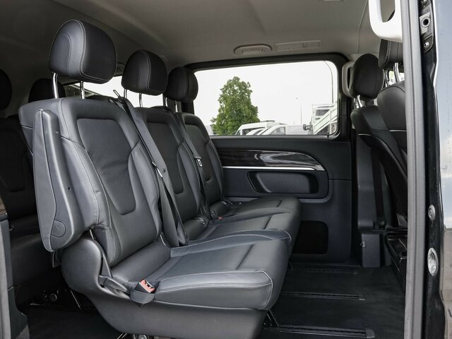 MERCEDES-BENZ V 300 Avantgarde Extralang,2xSchiebetür elektr.... - Furgoneta de pasajeros: foto 4 MERCEDES-BENZ V 300 Avantgarde Extralang,2xSchiebetür elektr.... - Furgoneta de pasajeros: foto 4