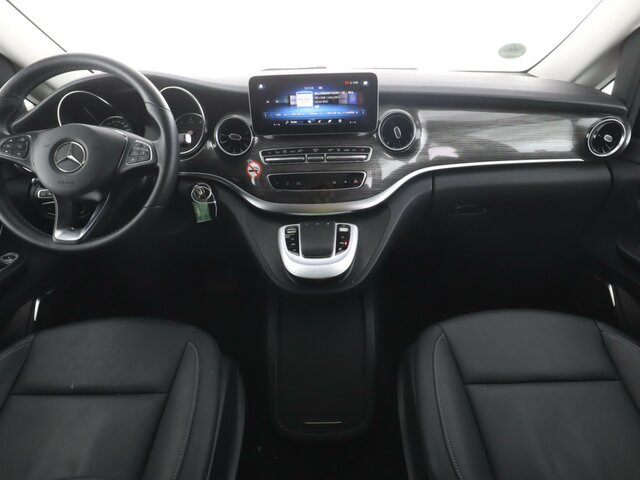 MERCEDES-BENZ V 300 Avantgarde Extralang,Allrad,2Schiebetüren... - Furgoneta de pasajeros: foto 2 MERCEDES-BENZ V 300 Avantgarde Extralang,Allrad,2Schiebetüren... - Furgoneta de pasajeros: foto 2