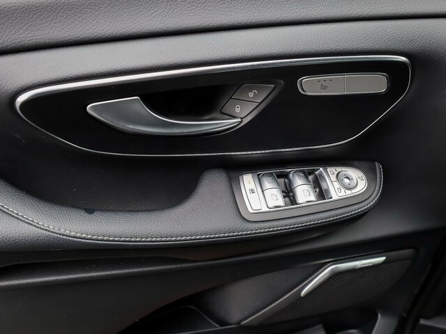 Furgoneta de pasajeros MERCEDES-BENZ V 300 Avantgarde Extralang,Allrad,2Schiebetüren...: foto 10