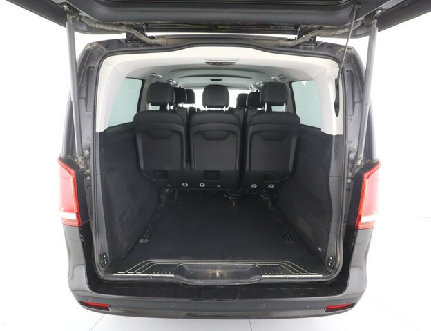 Furgoneta de pasajeros MERCEDES-BENZ V 300 Avantgarde Extralang,Allrad,2Schiebetüren...: foto 13 Furgoneta de pasajeros MERCEDES-BENZ V 300 Avantgarde Extralang,Allrad,2Schiebetüren...: foto 13