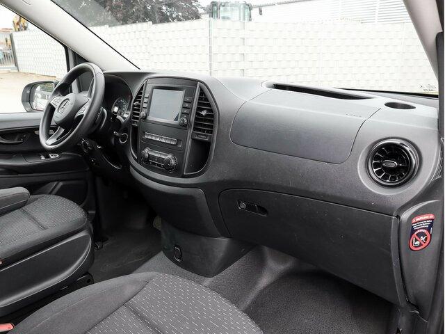 MERCEDES-BENZ Vito 114 TourerPro,Extralang,8Sitzer,Automatik - Minibús, Furgoneta de pasajeros: foto 4 MERCEDES-BENZ Vito 114 TourerPro,Extralang,8Sitzer,Automatik - Minibús, Furgoneta de pasajeros: foto 4