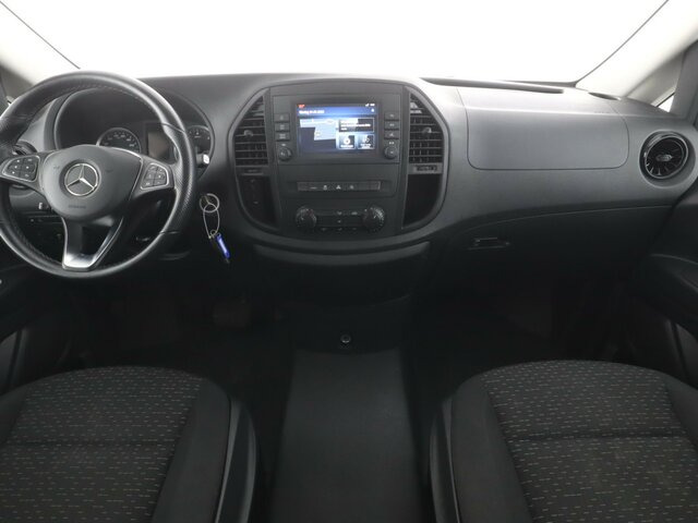 MERCEDES-BENZ Vito 114 TourerPro,Extralang,8Sitzer,Automatik... - Minibús, Furgoneta de pasajeros: foto 2 MERCEDES-BENZ Vito 114 TourerPro,Extralang,8Sitzer,Automatik... - Minibús, Furgoneta de pasajeros: foto 2