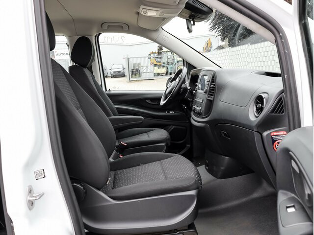 MERCEDES-BENZ Vito 114 TourerPro,Extralang,8Sitzer,Automatik - Minibús, Furgoneta de pasajeros: foto 2 MERCEDES-BENZ Vito 114 TourerPro,Extralang,8Sitzer,Automatik - Minibús, Furgoneta de pasajeros: foto 2