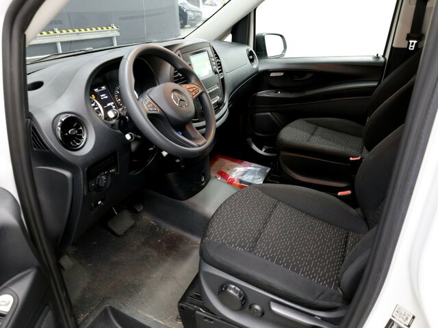 MERCEDES-BENZ Vito 114 TourerPro,Extralang,8Sitzer,Automatik... - Furgoneta de pasajeros: foto 2 MERCEDES-BENZ Vito 114 TourerPro,Extralang,8Sitzer,Automatik... - Furgoneta de pasajeros: foto 2