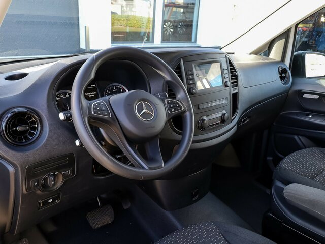 MERCEDES-BENZ Vito 114 TourerPro,lang,Automatik,8Sitze,Kamera... - Furgoneta de pasajeros: foto 5 MERCEDES-BENZ Vito 114 TourerPro,lang,Automatik,8Sitze,Kamera... - Furgoneta de pasajeros: foto 5