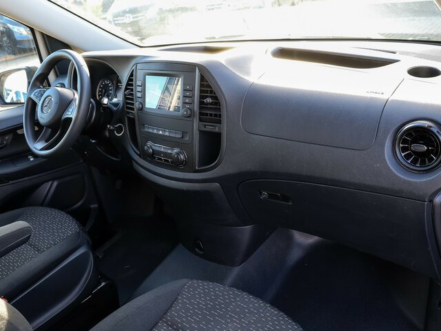 MERCEDES-BENZ Vito 114 TourerPro,lang,Automatik,8Sitze,Kamera... - Furgoneta de pasajeros: foto 4 MERCEDES-BENZ Vito 114 TourerPro,lang,Automatik,8Sitze,Kamera... - Furgoneta de pasajeros: foto 4