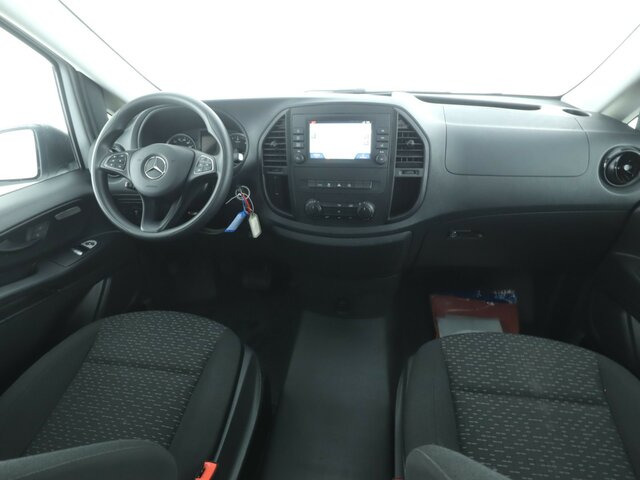 MERCEDES-BENZ Vito 114 TourerPro,lang,Automatik,8Sitze,Kamera... - Minibús, Furgoneta de pasajeros: foto 2 MERCEDES-BENZ Vito 114 TourerPro,lang,Automatik,8Sitze,Kamera... - Minibús, Furgoneta de pasajeros: foto 2