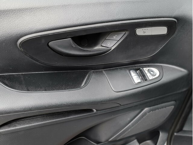 Minibús, Furgoneta de pasajeros MERCEDES-BENZ Vito 114 TourerPro,lang,Automatik,8Sitze,Kamera: foto 7