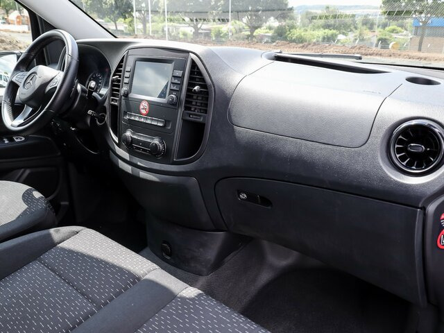 MERCEDES-BENZ Vito 116TourerPro ,Extralang,2xKlima,Kamera,AHK - Furgoneta de pasajeros: foto 4 MERCEDES-BENZ Vito 116TourerPro ,Extralang,2xKlima,Kamera,AHK - Furgoneta de pasajeros: foto 4