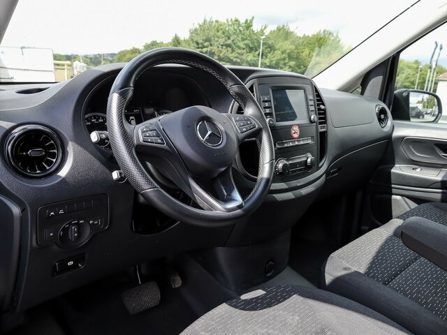 MERCEDES-BENZ Vito 116TourerPro ,Extralang,2xKlima,Kamera,AHK - Furgoneta de pasajeros: foto 5 MERCEDES-BENZ Vito 116TourerPro ,Extralang,2xKlima,Kamera,AHK - Furgoneta de pasajeros: foto 5