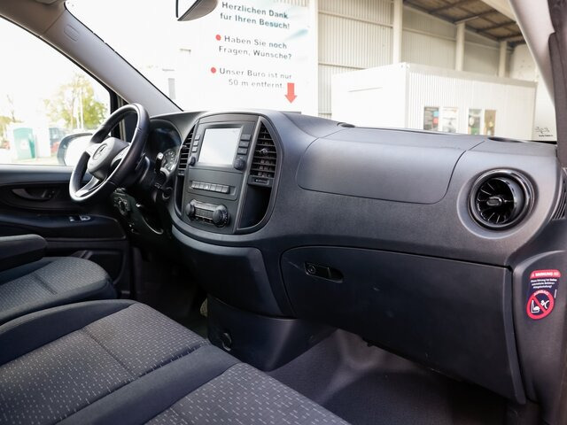 MERCEDES-BENZ Vito 116TourerPro,Extralang,AMF Rollstuhlrampe - Furgoneta de pasajeros: foto 5 MERCEDES-BENZ Vito 116TourerPro,Extralang,AMF Rollstuhlrampe - Furgoneta de pasajeros: foto 5