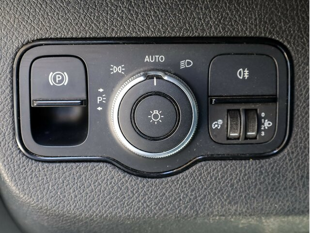 Furgón, Furgoneta eléctrica MERCEDES-BENZ eSprinter 312 Kasten FWD,3.924mm Radstand: foto 9