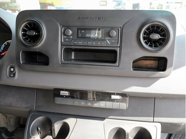 Furgón, Furgoneta eléctrica MERCEDES-BENZ eSprinter 312 Kasten FWD,3.924mm Radstand: foto 7
