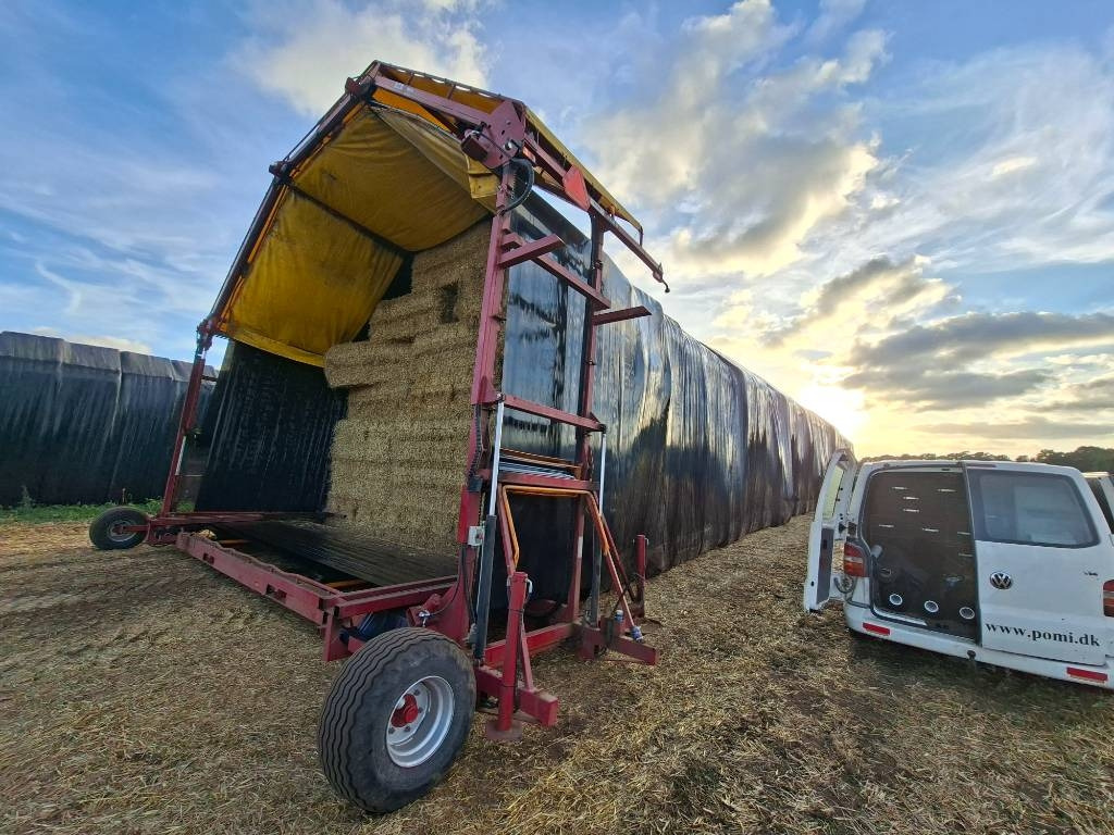 Pomi Wrap 7 - Encintadora de pacas: foto 1 Pomi Wrap 7 - Encintadora de pacas: foto 1