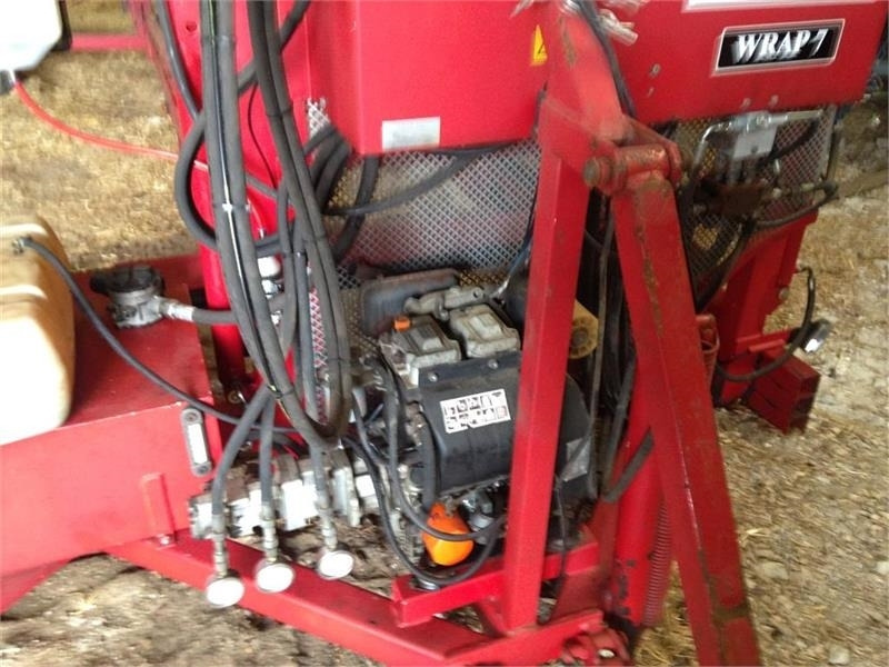 Pomi Wrap 7 - Encintadora de pacas: foto 2 Pomi Wrap 7 - Encintadora de pacas: foto 2