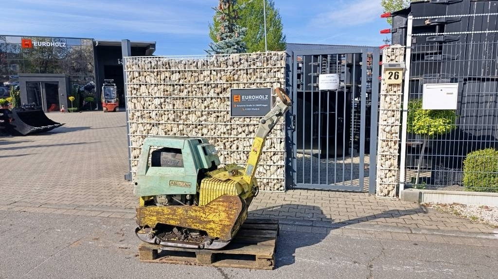Ammann AVH 6030 Bj 2007, mit defektem Motor, Ersatzteile - Plancha reversible: foto 5 Ammann AVH 6030 Bj 2007, mit defektem Motor, Ersatzteile - Plancha reversible: foto 5