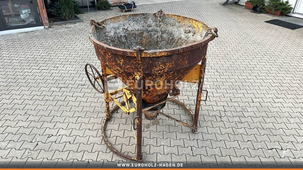 Betonsilo Krankübel Betonbombe 750 l 1016 H - Silo de cemento: foto 4 Betonsilo Krankübel Betonbombe 750 l 1016 H - Silo de cemento: foto 4