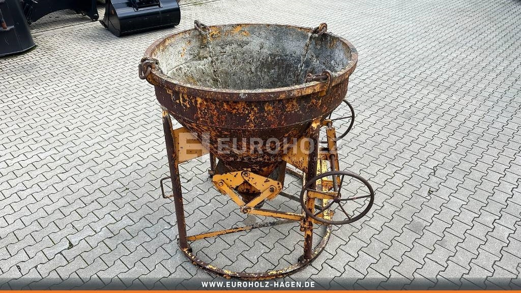 Betonsilo Krankübel Betonbombe 750 l 1016 H - Silo de cemento: foto 1 Betonsilo Krankübel Betonbombe 750 l 1016 H - Silo de cemento: foto 1