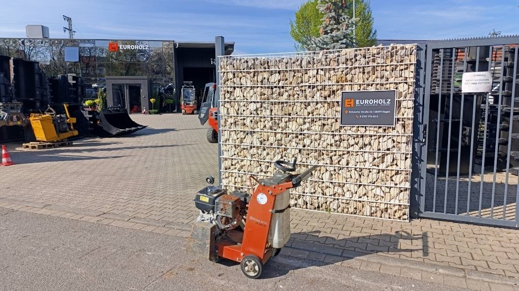 Husqvarna FS 400 LV Fugenschneider Bj 2017 mit Motorproblem - Fresadora en frío: foto 4 Husqvarna FS 400 LV Fugenschneider Bj 2017 mit Motorproblem - Fresadora en frío: foto 4