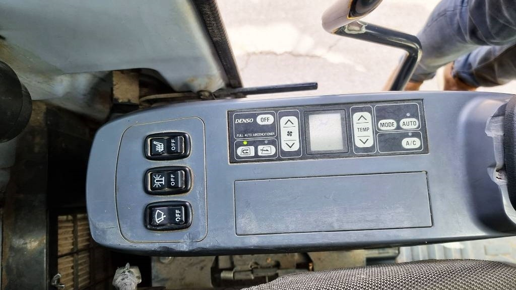 Excavadora de ruedas Komatsu PW 140 Mobilbagger Powertilt Schnellwechsler MS 10: foto 16