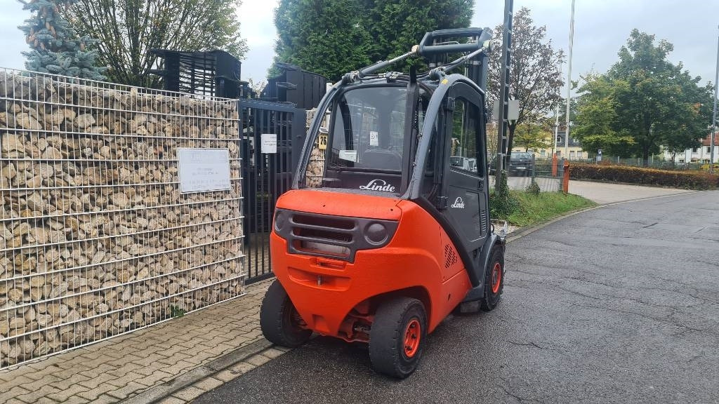 Linde H 30 D, Seitenschieber, Positionierer, Triplex - Carretilla elevadora diésel: foto 5 Linde H 30 D, Seitenschieber, Positionierer, Triplex - Carretilla elevadora diésel: foto 5