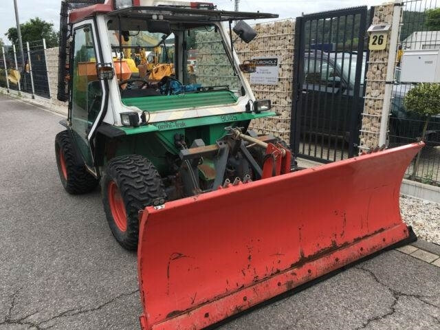 Rasant KT 9045 Kombi Trak Winterdienst Frontlad - Máquina quitanieve: foto 4 Rasant KT 9045 Kombi Trak Winterdienst Frontlad - Máquina quitanieve: foto 4