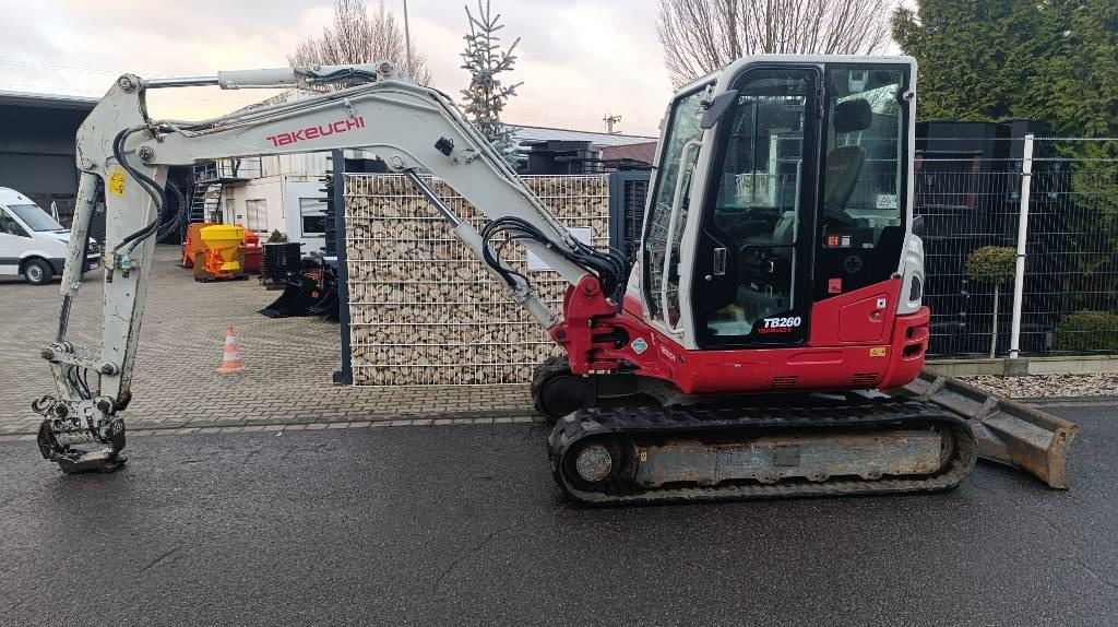 Takeuchi TB 260 Powertilt und Schnellwechsler MS 03, Radio - Miniexcavadora: foto 1 Takeuchi TB 260 Powertilt und Schnellwechsler MS 03, Radio - Miniexcavadora: foto 1