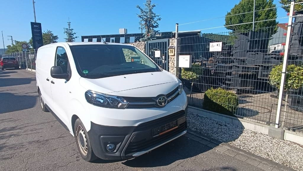 Toyota Proace 1.6 D, Transporter Kasten Schiebetür Klima - Furgoneta caja cerrada: foto 1 Toyota Proace 1.6 D, Transporter Kasten Schiebetür Klima - Furgoneta caja cerrada: foto 1