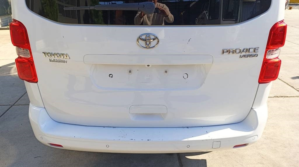 Furgón Toyota Proace 2.0 Van, Kleinbus, 7-Sitzer, Turboschaden: foto 15