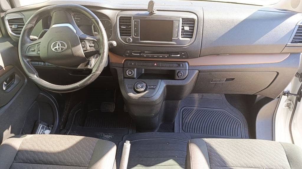 Furgón Toyota Proace 2.0 Van, Kleinbus, 7-Sitzer, Turboschaden: foto 11