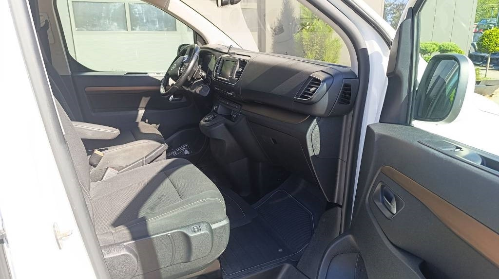 Furgón Toyota Proace 2.0 Van, Kleinbus, 7-Sitzer, Turboschaden: foto 10