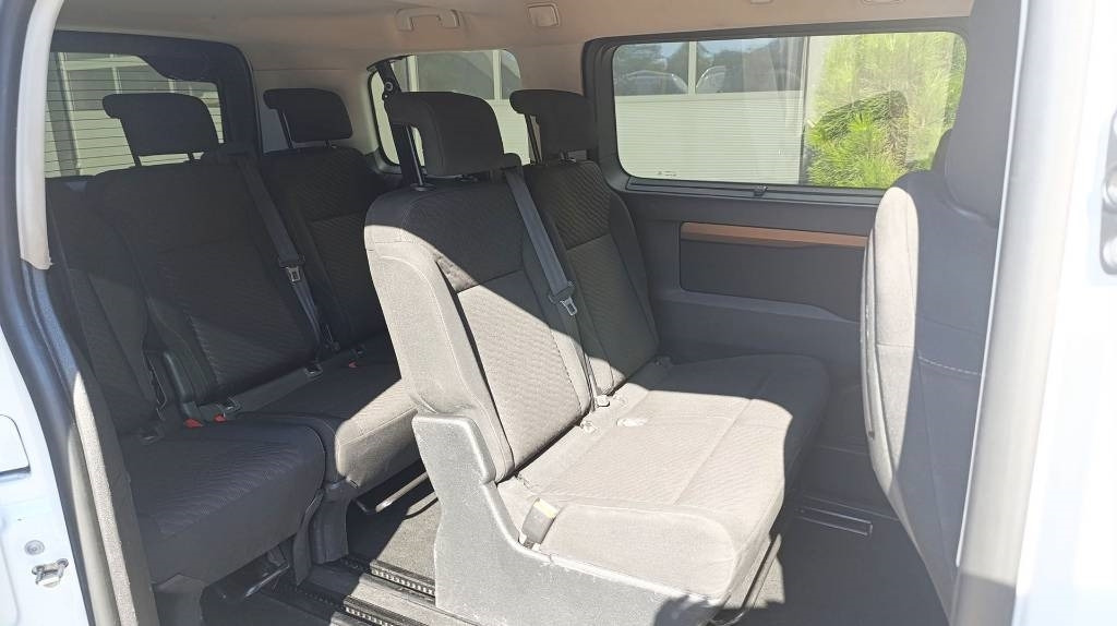 Furgón Toyota Proace 2.0 Van, Kleinbus, 7-Sitzer, Turboschaden: foto 9