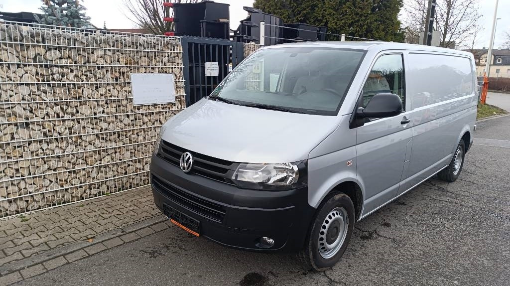 Volkswagen T5 2.0 TDI, Transporter, Kasten, Werkstattschränke - Furgoneta caja cerrada: foto 2 Volkswagen T5 2.0 TDI, Transporter, Kasten, Werkstattschränke - Furgoneta caja cerrada: foto 2
