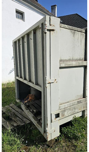 Big Hakenliftcontainer mit 5000 l Tank - Tanque de almacenamiento: foto 5 Big Hakenliftcontainer mit 5000 l Tank - Tanque de almacenamiento: foto 5