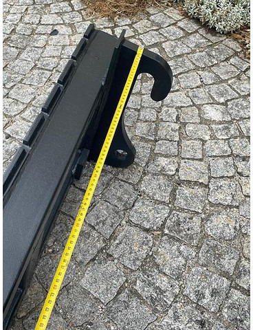 Big Palettengabel 2 t passend zu Volvo L30 Aufnahme - Horquillas para Equipo de manutención: foto 4 Big Palettengabel 2 t passend zu Volvo L30 Aufnahme - Horquillas para Equipo de manutención: foto 4